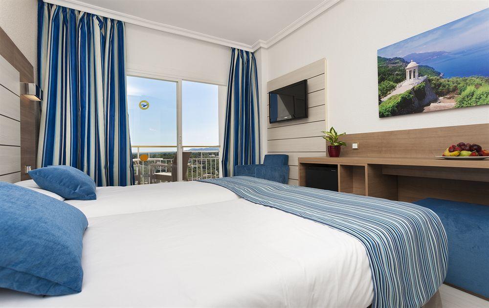 Globales America Hotell 4*