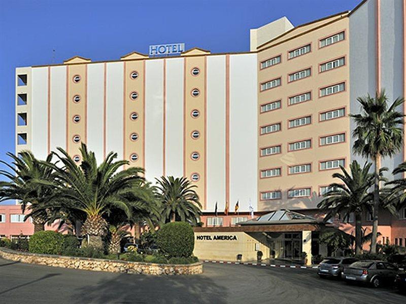 Globales America Hotell 4*