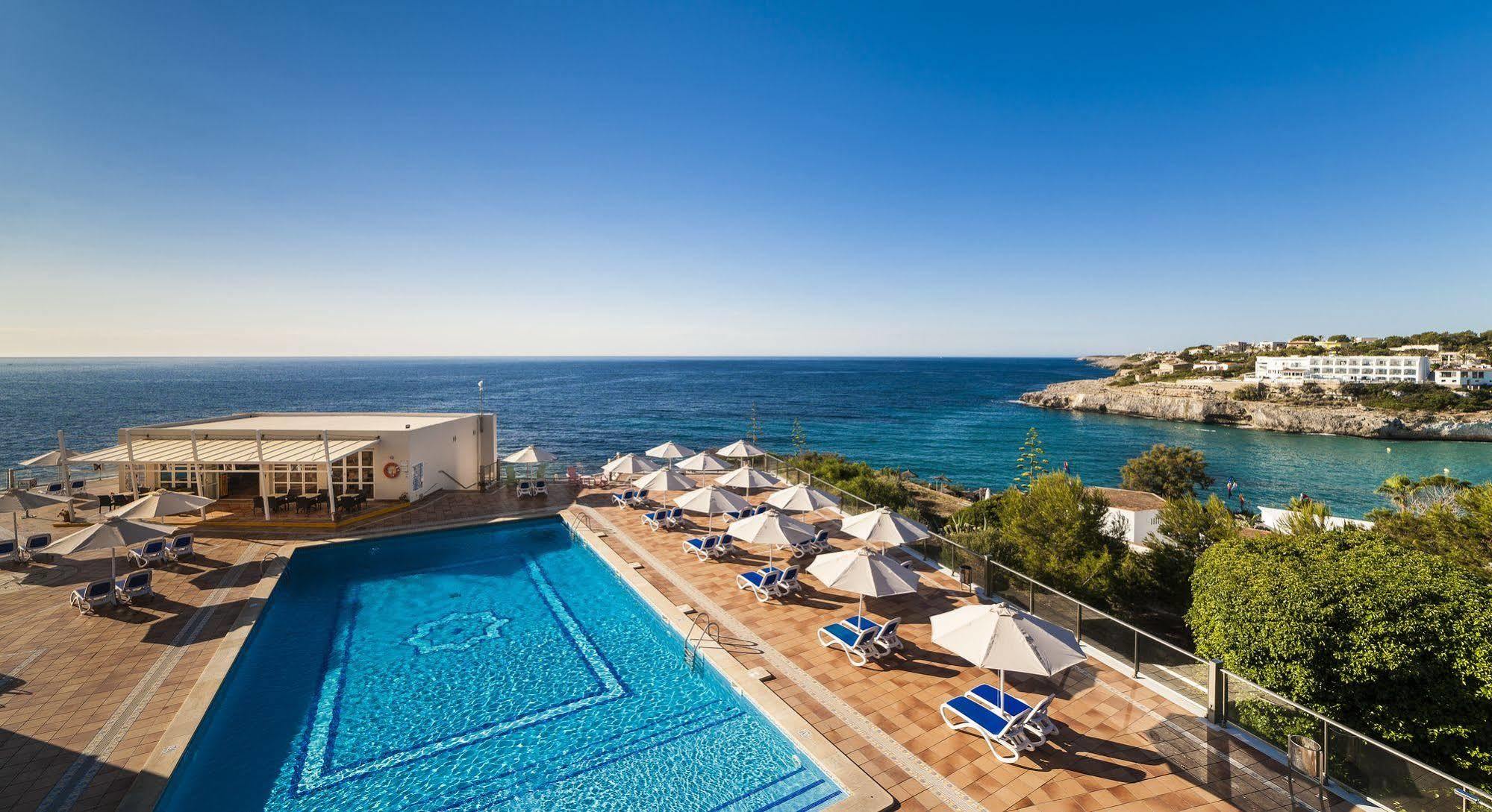 Hotell Globales America 4*
